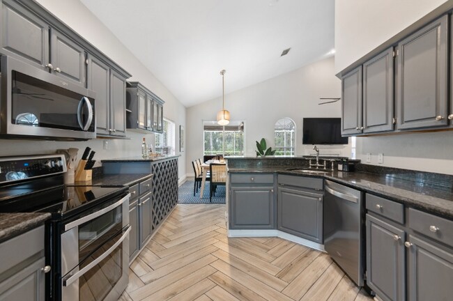 Building Photo - 11107 Indian Oaks Dr