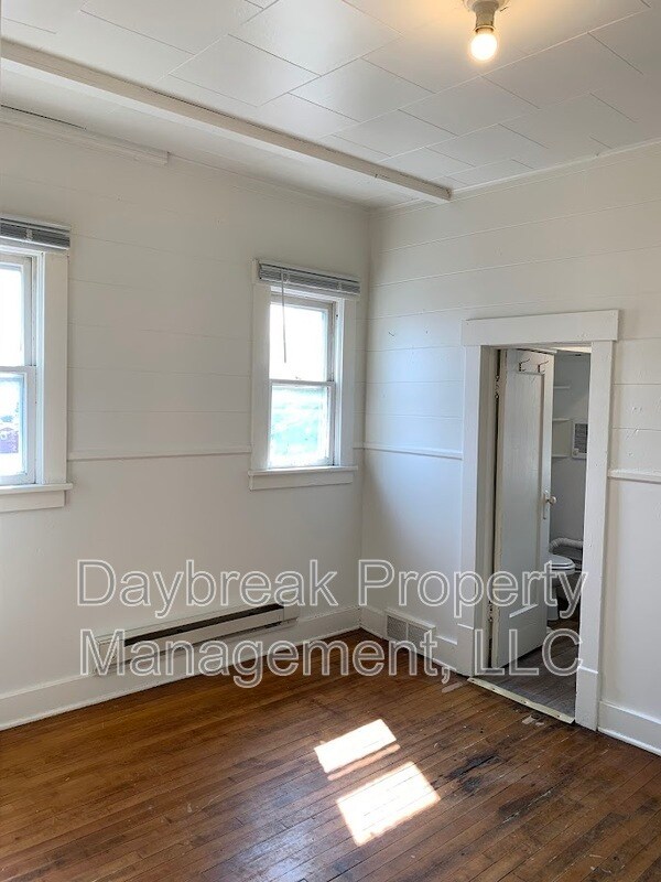 Foto del edificio - 6 11th St S