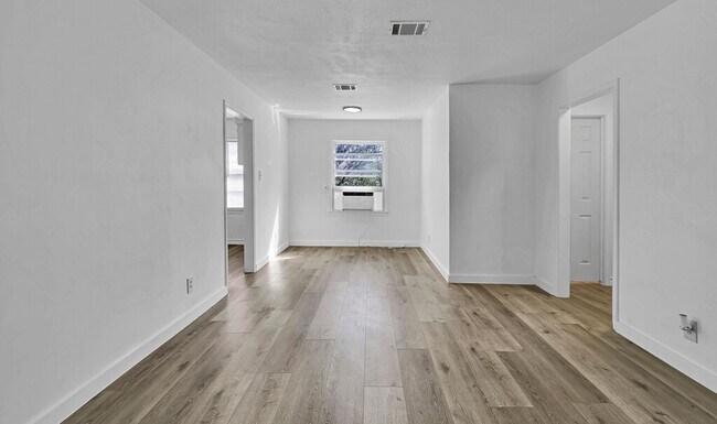 Foto del edificio - Cozy 2 BD 1 BA Home in Waco