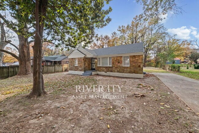 Photo - Gorgeous Renovated Home in Frayser!!! Section 8 Welcomed !!!!!