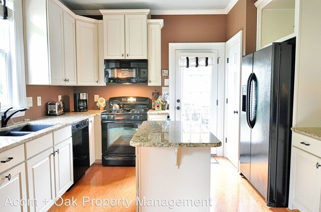 Foto del edificio - 3 br, 2.5 bath House - 1001 Christopher Drive