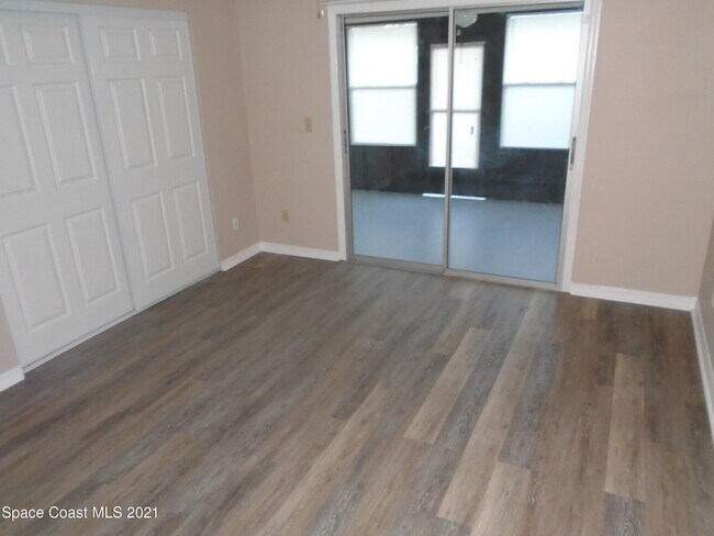 Building Photo - 1777 Bruman Terrace