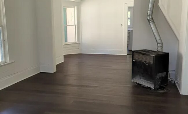 Foto del edificio - 317 Gladstone St