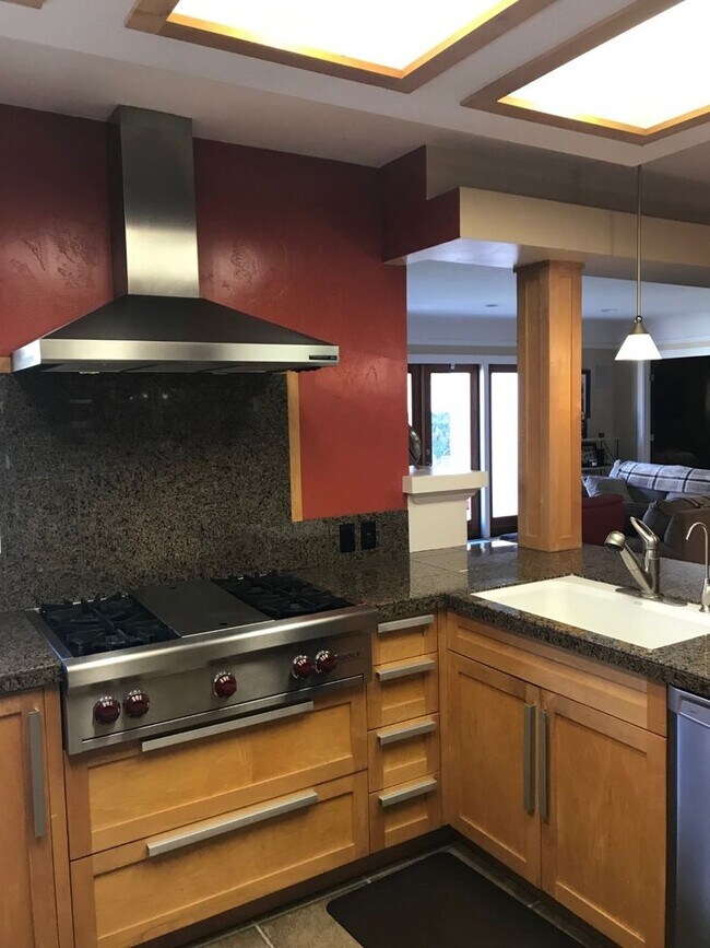 Foto del edificio - COMING SOON – Available After May 10, 2026 | Professionally Managed by Prime Property Management