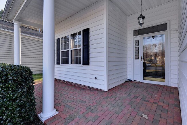 Foto del edificio - 6356 Glen Wilton Ln