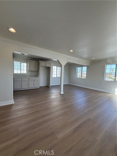 Foto del edificio - 6323 San Pedro St