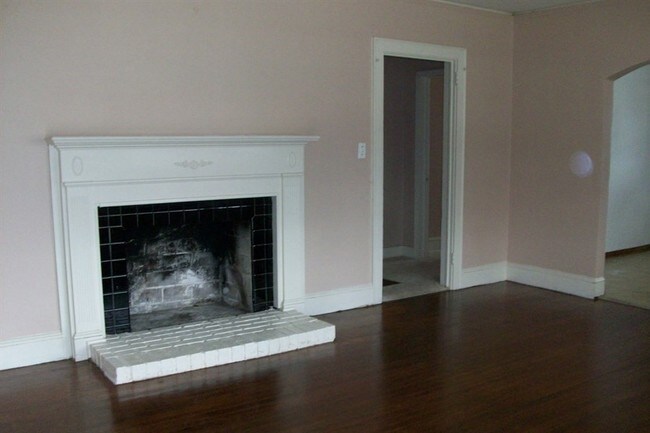 Building Photo - 205 Cannon Ave