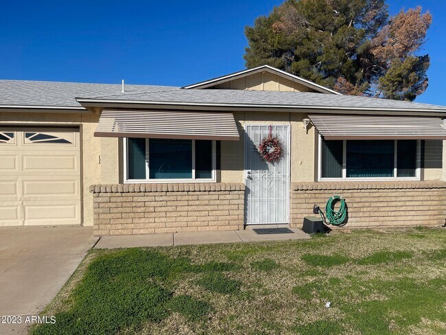 Building Photo - 10212 N 97th Ave