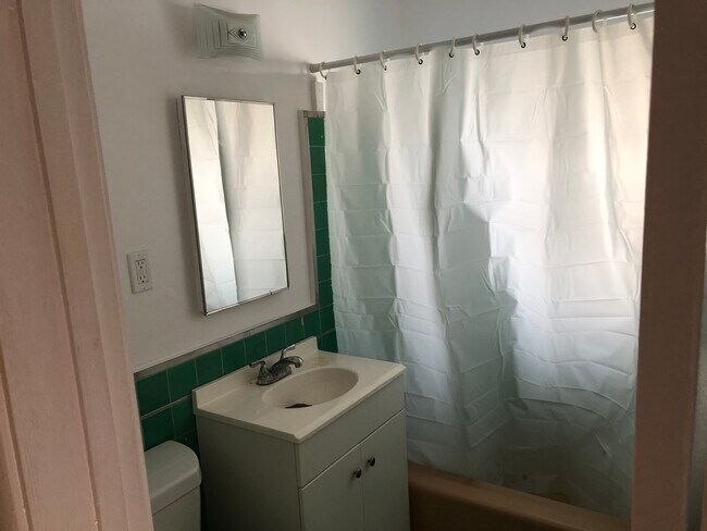 Foto del edificio - 811 4th St