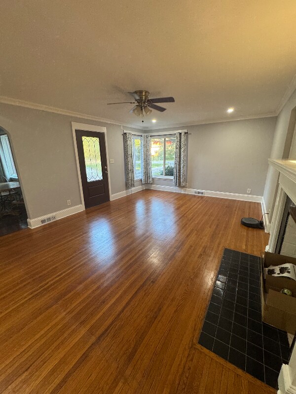 Foto del edificio - 701 Ashmore Dr