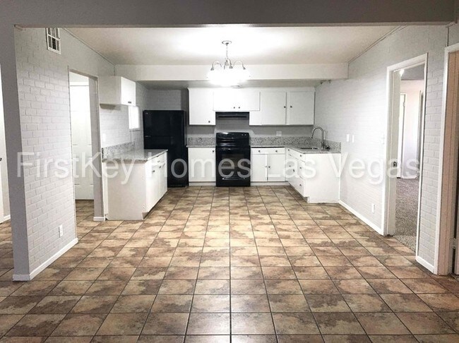 Foto del edificio - 4747 Everman Dr