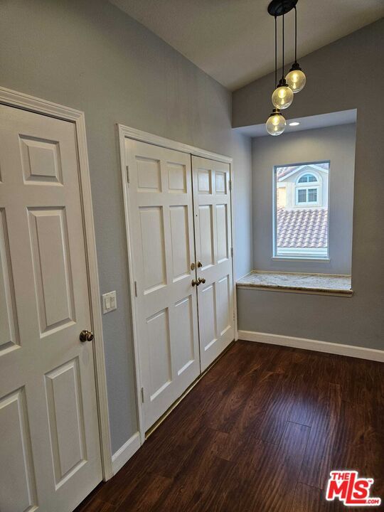 Building Photo - 290 Ridgeton Ln