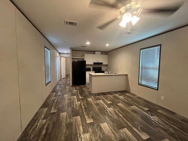 Foto del edificio - Brand New 2 Bedroom, 2 Bath Manufactured Home – Live Oak, FL