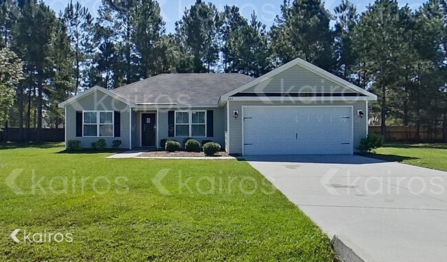 Building Photo - 203 Western Red Cedar Dr