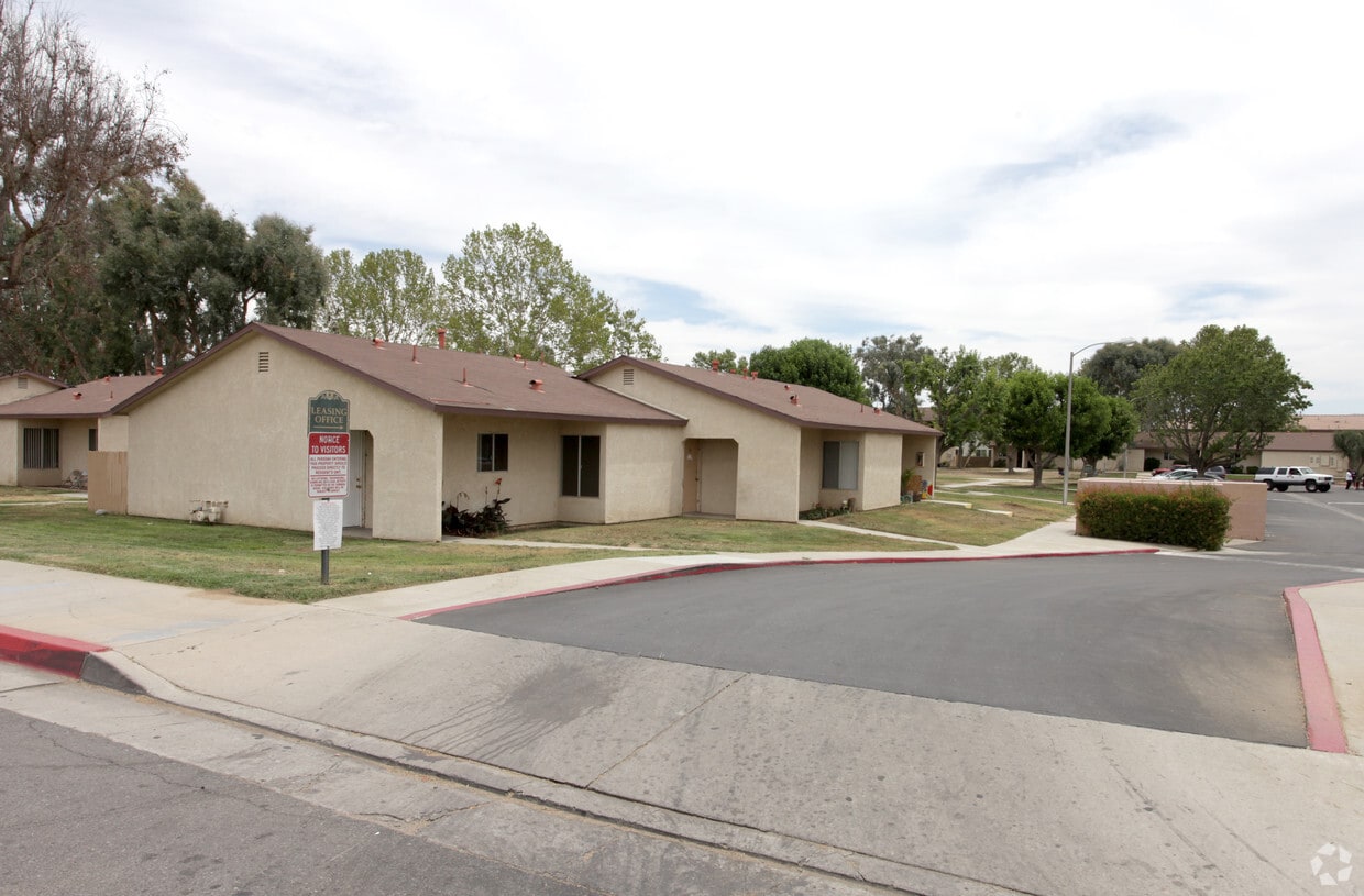 Primary Photo - San Jacinto Vista II Apts