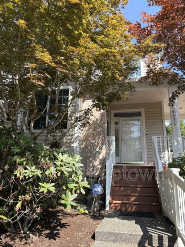 Photo - 14375 SE Oregon Trail Dr Townhome