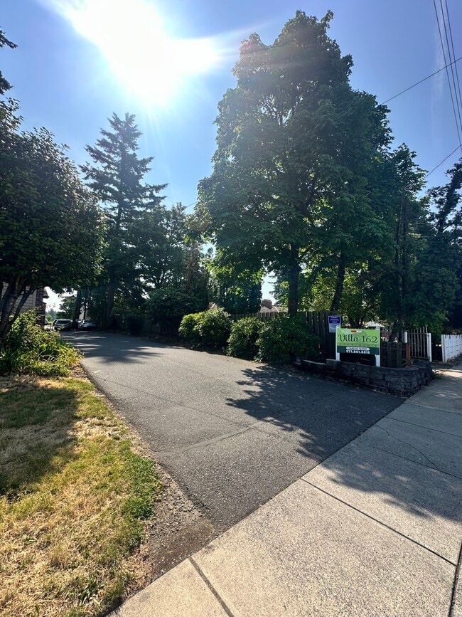 Foto del edificio - Villa 162 Apartments