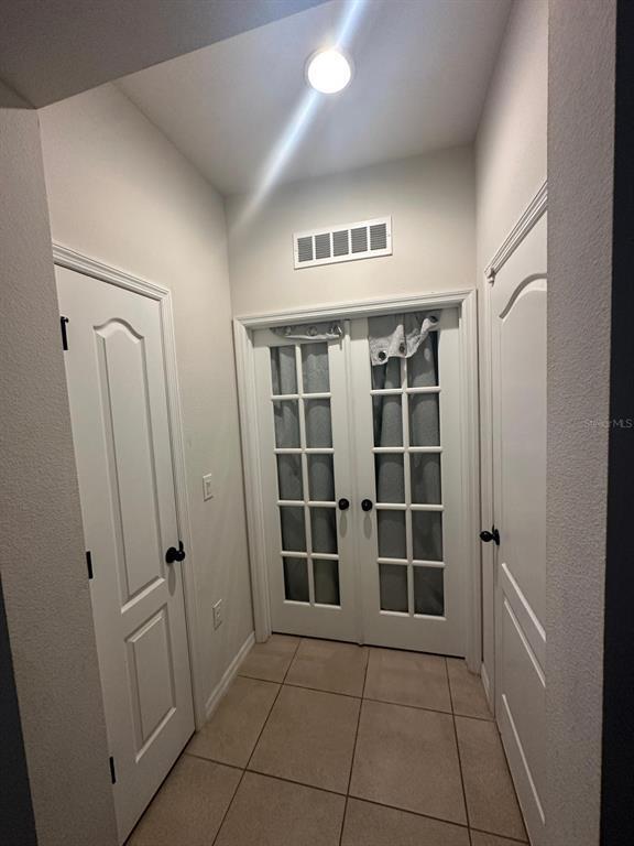 Foto del edificio - 1382 Riley Cir