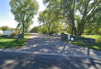 Building Photo - 601 Wauona Trl