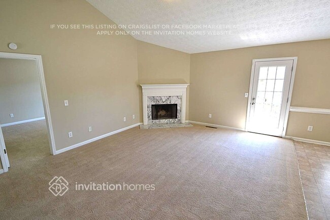 Foto del edificio - 300 Fieldstone Ln
