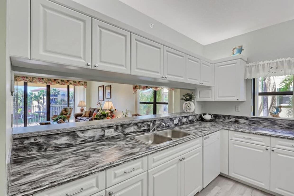 Photo - 800 Uno Lago Drive 305, Juno Beach, FL 33408