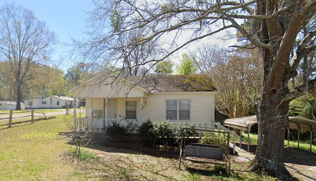 Primary Photo - 210 Sanders Hill Dr