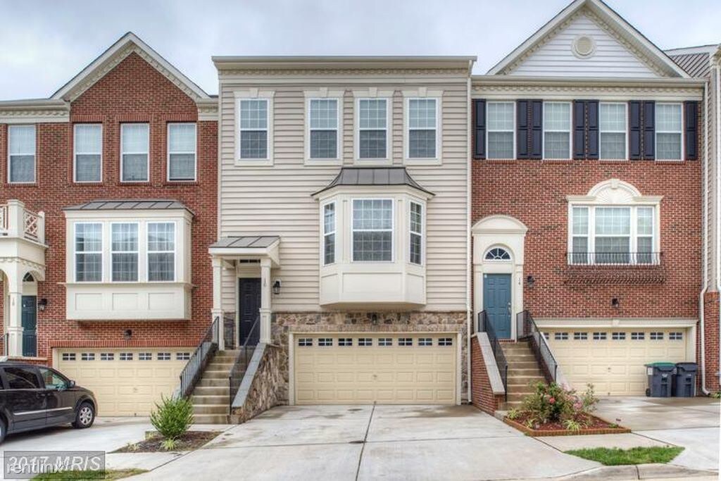 16 Coulter Ln, Stafford, VA 22554 Townhome Rentals in Stafford VA