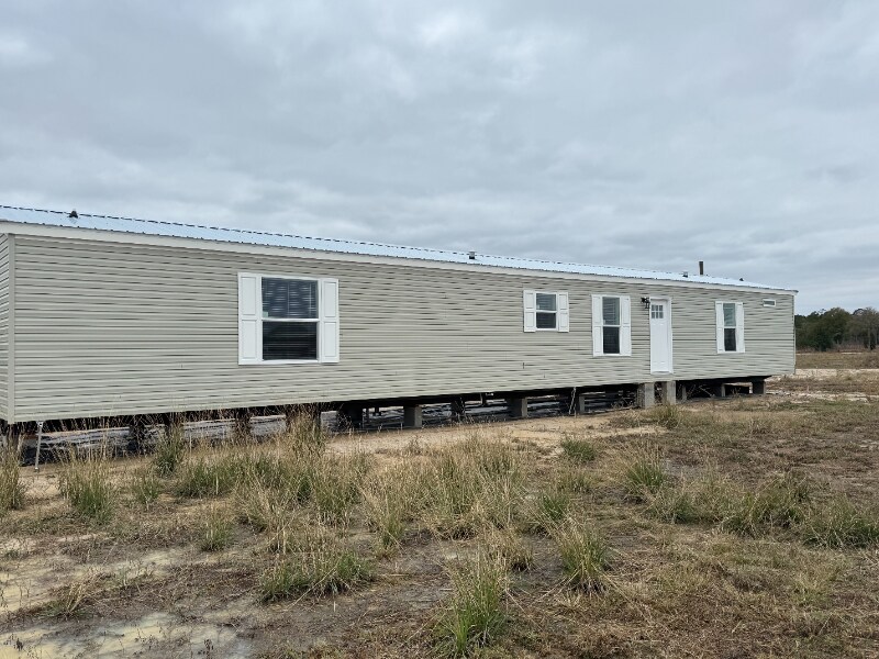 Primary Photo - 324 Patriot Ln