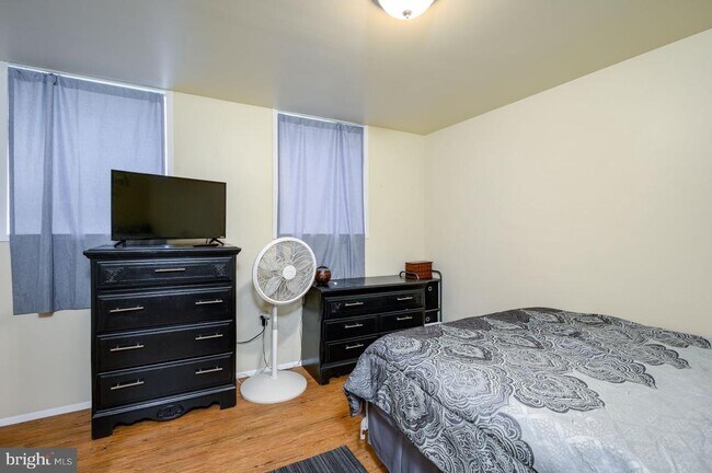 Foto del edificio - 137 Roberta Jean Ave