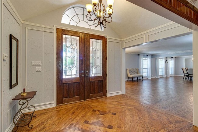 Building Photo - 6110 Mustang Trail