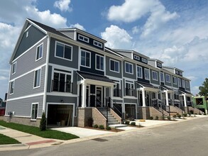 Building Photo - 2774 Bristol Rdg Dr