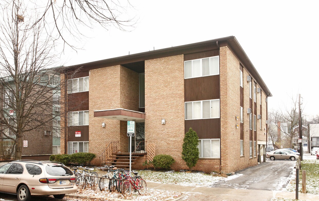 Primary Photo - 521 Walnut St