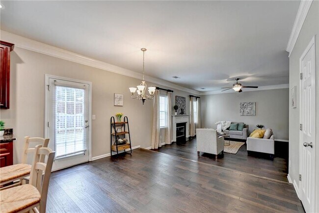 Foto del edificio - 4960 Hopewell Manor Dr