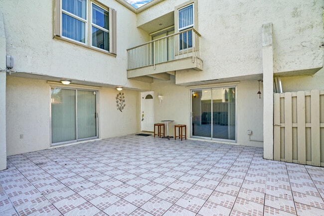 Building Photo - 12087 Regal Ct W