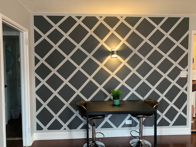 Foto del edificio - 300 W Peachtree St NW