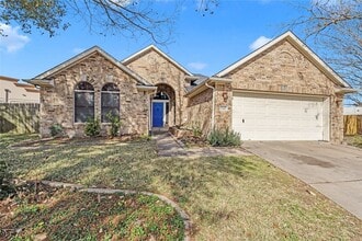 Building Photo - 12602 Stratford Heights Dr