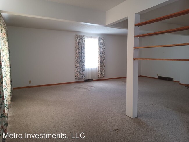 Building Photo - 3 br, 1 bath House - 516 California St