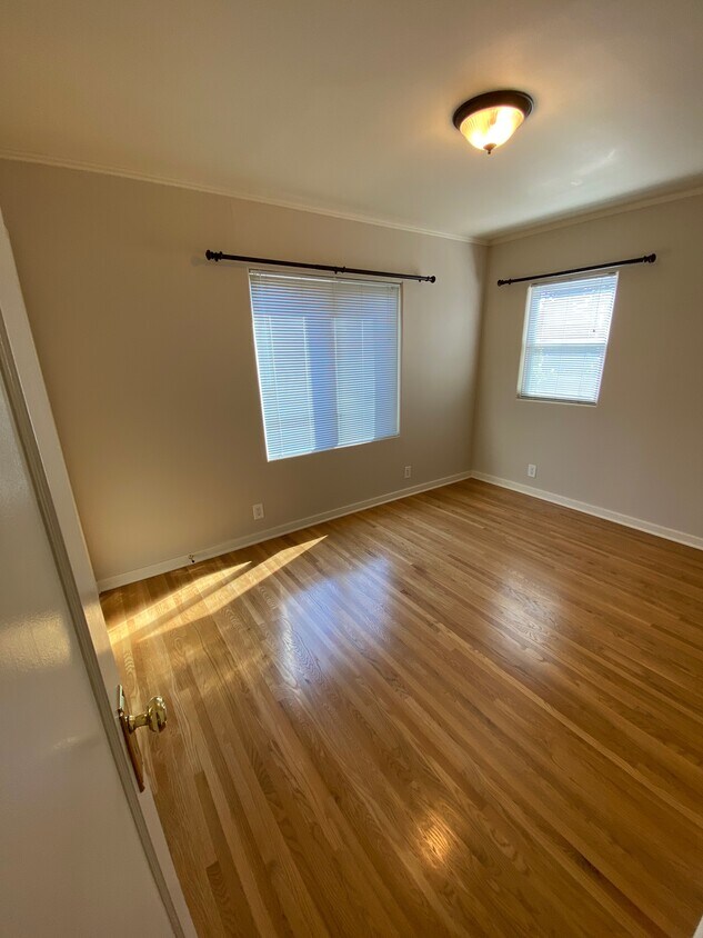BR #2 - 2117 S Ridgeley Dr