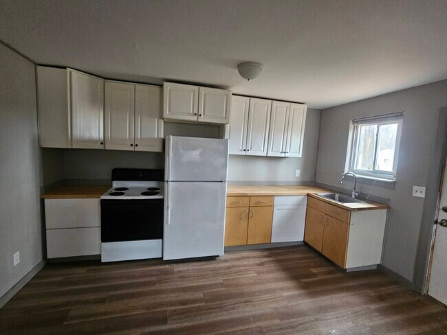 Foto del edificio - 3052 Clermont Ave