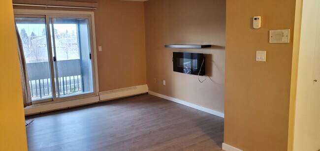 Photo du bâtiment - 5328-354 54 St