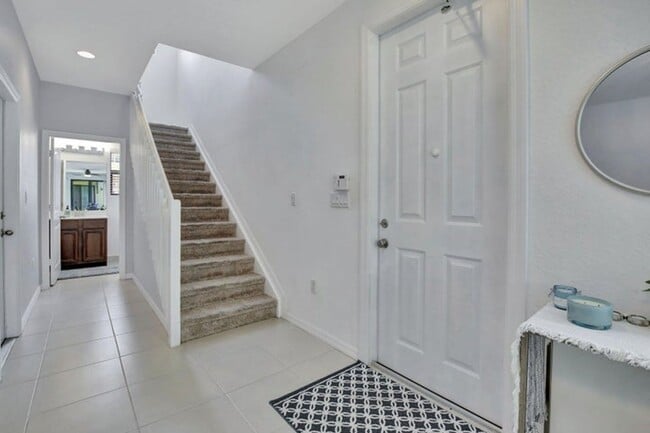 Building Photo - 1058 NW 33 Mnr Manor, Pompano Beach, FL 33064