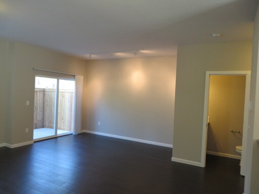 Building Photo - 1130 SW 160th Ave