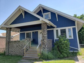 Building Photo - 993 Englewood Ave