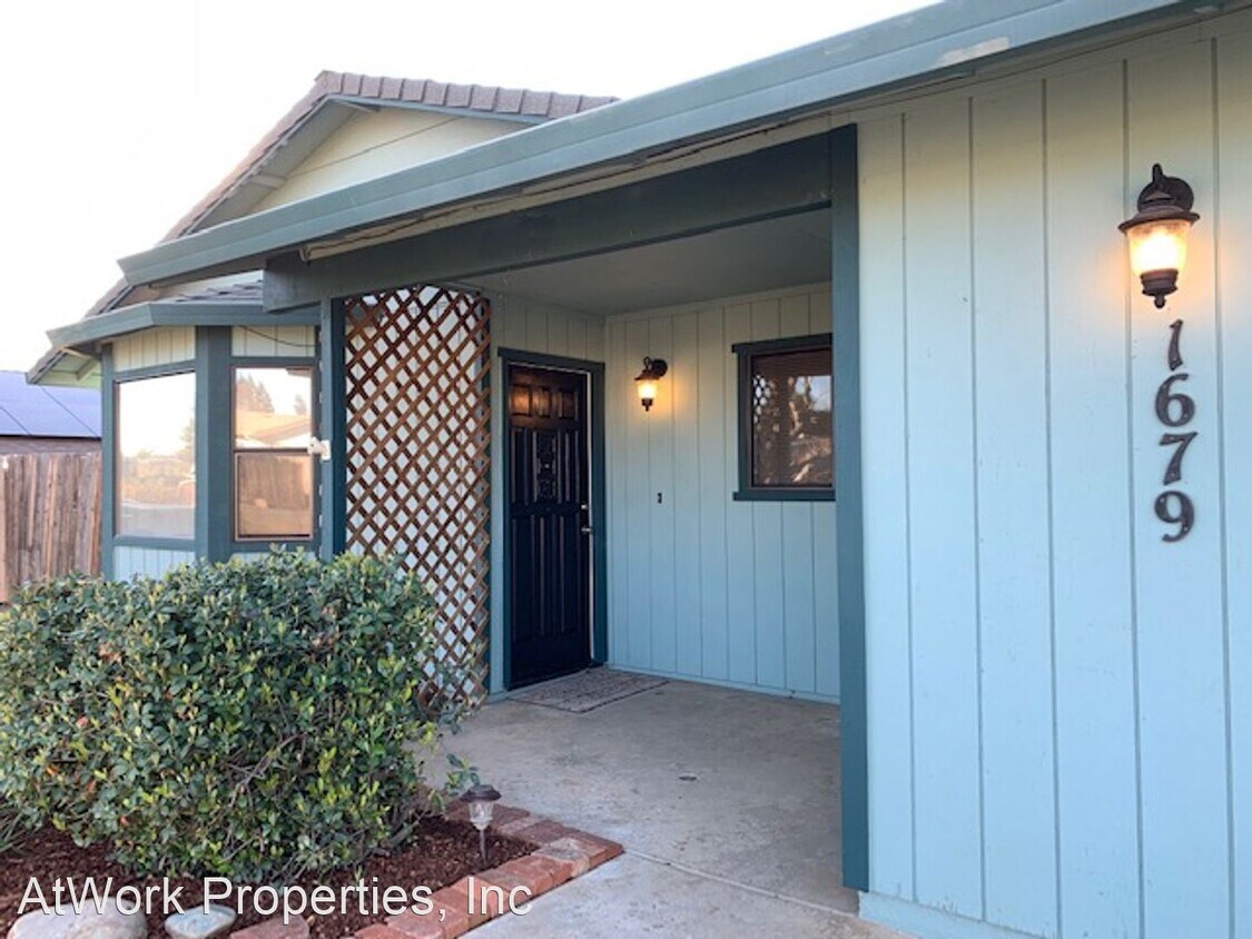 Primary Photo - 3 br, 2 bath House - 1679 Strauss Ln.