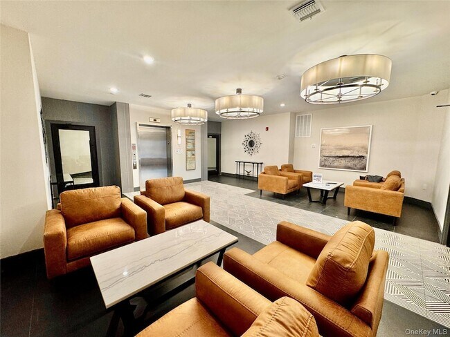 Foto del edificio - 306 Bluestone Ct