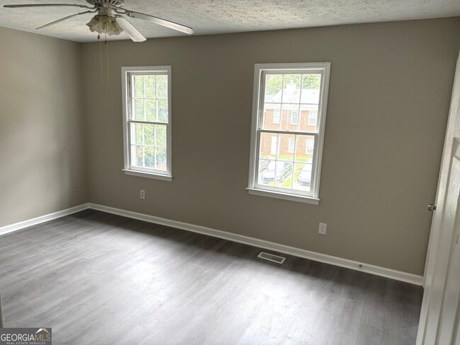 Foto del edificio - 2797 Northwood Ct