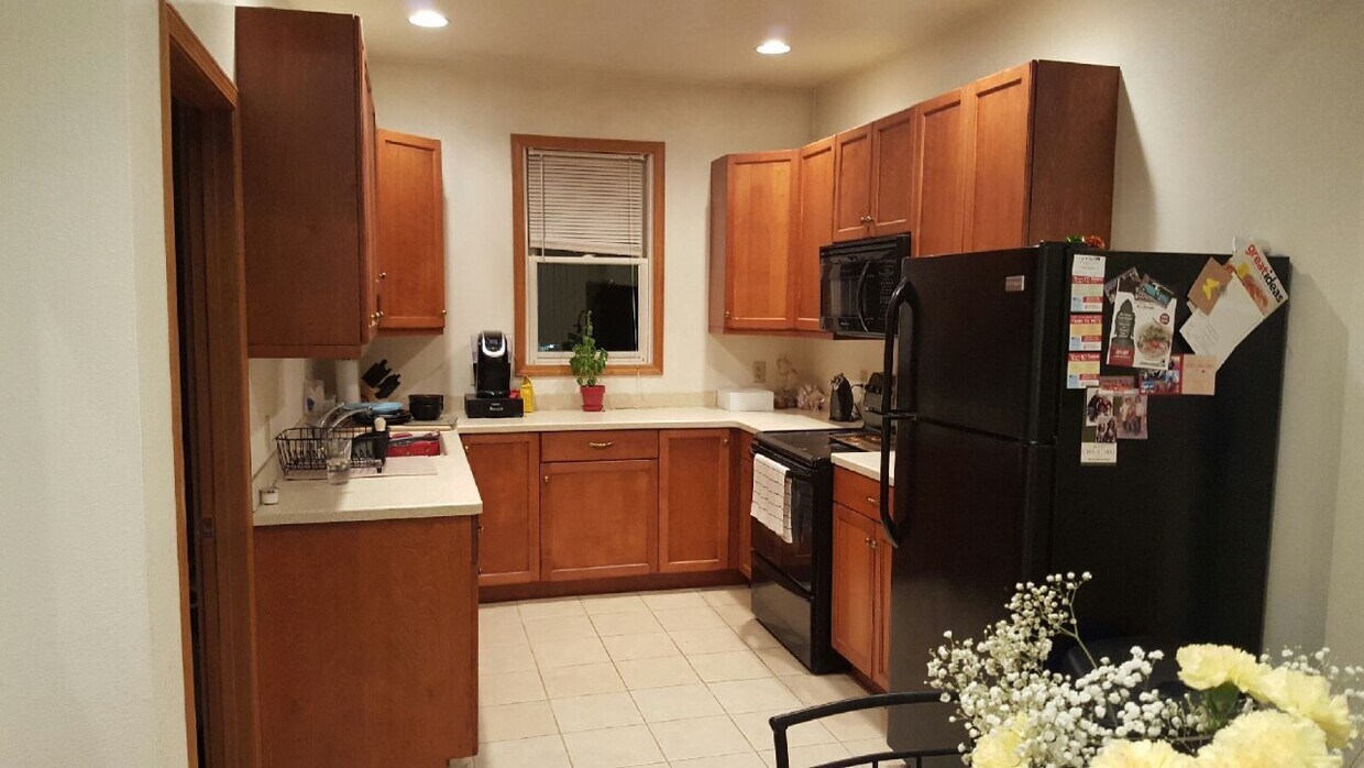 Foto principal - 123 E Garfield Ave