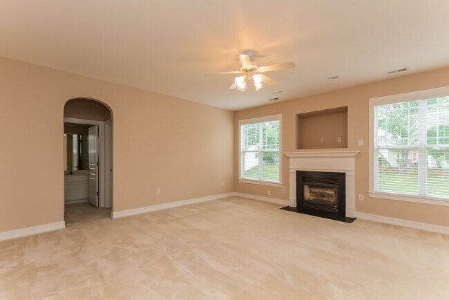 Foto del edificio - 19056 Coachmans Trace
