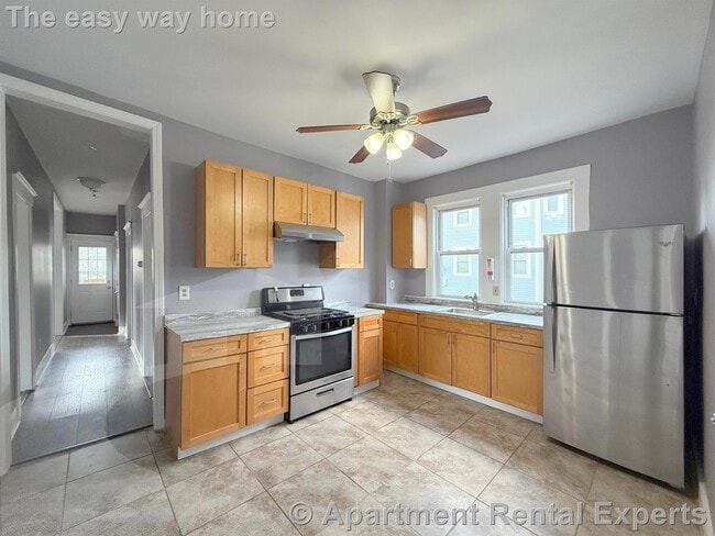 Photo - 196 Sherman St Apartment