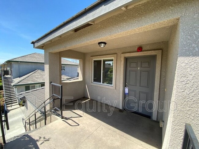 Foto del edificio - 2234 W Lark Ave